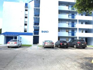 9440 Fontainebleau Boulevard 212, Miami, FL 33172