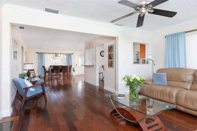 1103 SE 14 Drive, Deerfield Beach, FL 33441