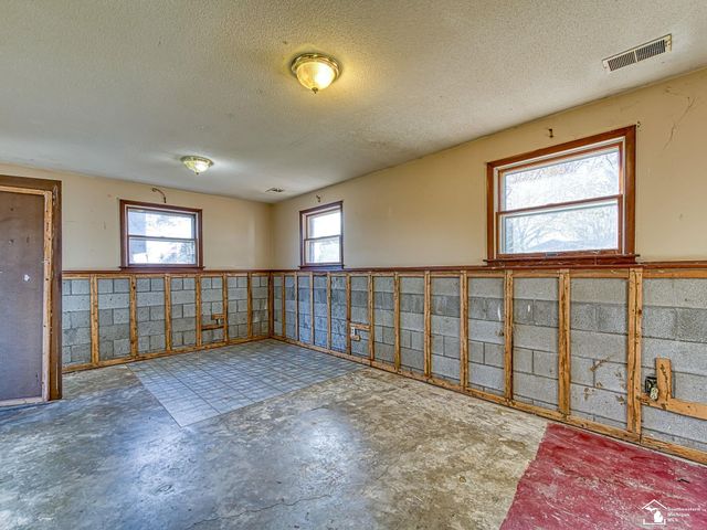 5679 Catawba Drive, Adrian, MI 49221