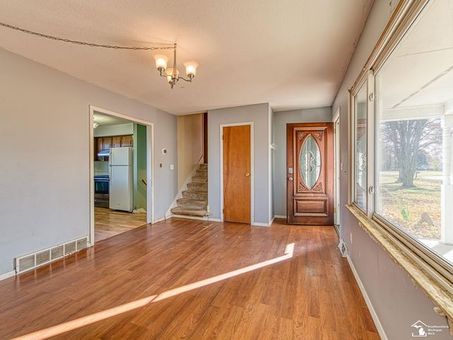 5679 Catawba Drive, Adrian, MI 49221