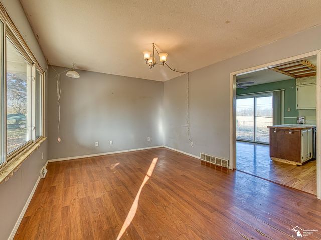 5679 Catawba Drive, Adrian, MI 49221