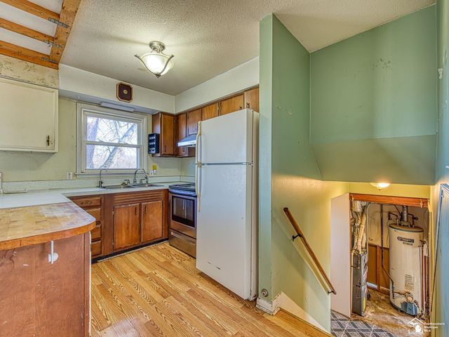 5679 Catawba Drive, Adrian, MI 49221