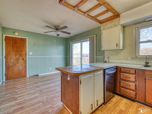 5679 Catawba Drive, Adrian, MI 49221