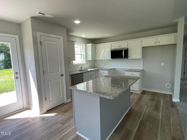782 Sherrill Farm Drive, Benson, NC 27504
