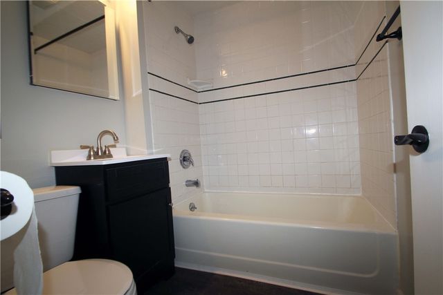 229 Edmond St, Bloomfield, PA 15224