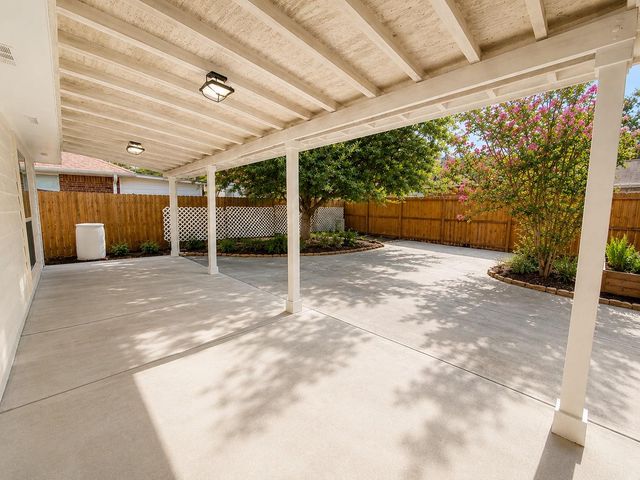7102 Pheasant Grove Drive, Cypress, TX 77433