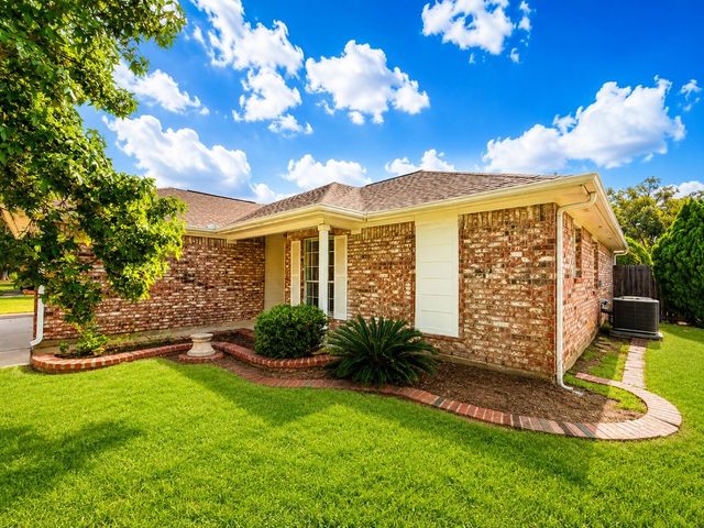 7102 Pheasant Grove Drive, Cypress, TX 77433