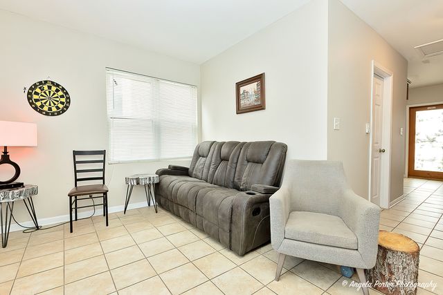 1616 N 40th Avenue, Stone Park, IL 60165
