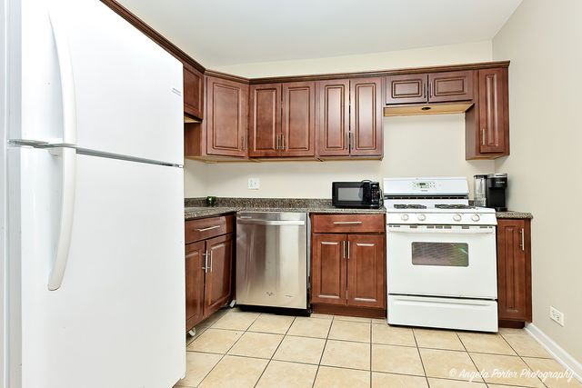 1616 N 40th Avenue, Stone Park, IL 60165