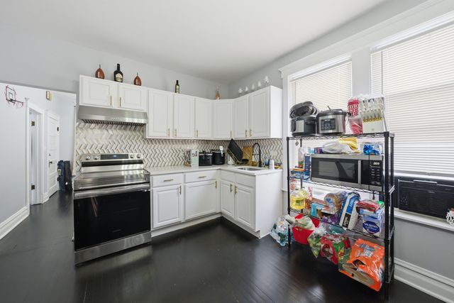 1322 Scoville Avenue, Berwyn, IL 60402