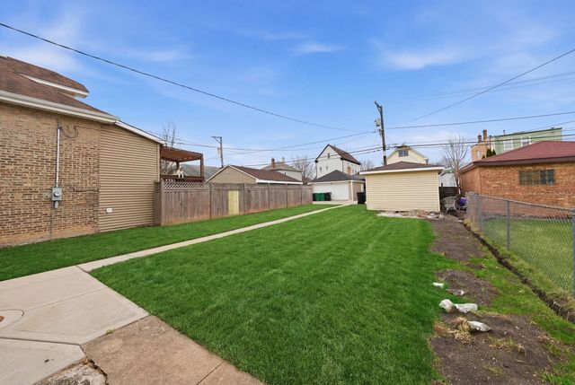 1322 Scoville Avenue, Berwyn, IL 60402