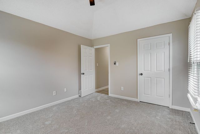 1937 ADA LN, Memphis, TN 38016