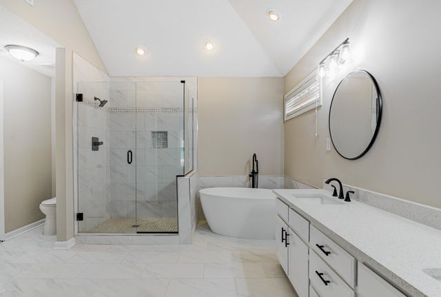 1937 ADA LN, Memphis, TN 38016