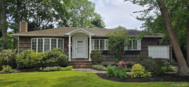 350 Columbus Avenue, West Babylon, NY 11704