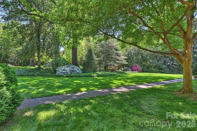 812 Ardsley Road, Charlotte, NC 28207