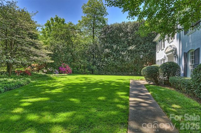 812 Ardsley Road, Charlotte, NC 28207