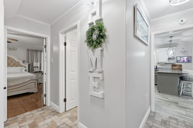 305 Chantilly Drive, Houma, LA 70360
