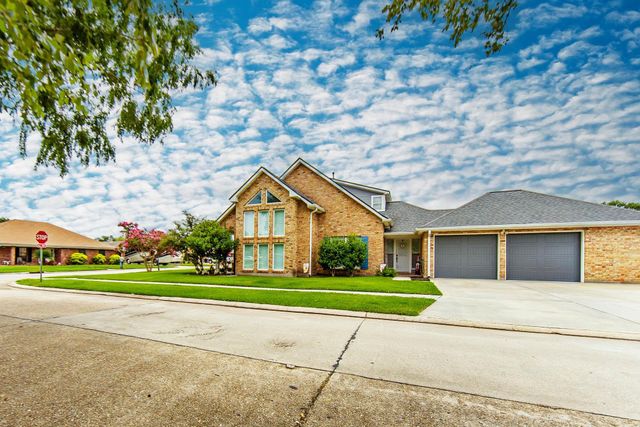 305 Chantilly Drive, Houma, LA 70360