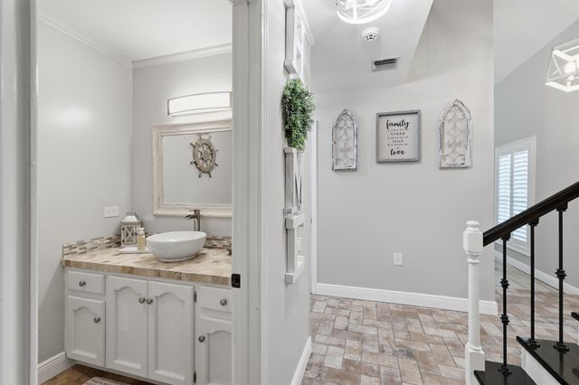 305 Chantilly Drive, Houma, LA 70360