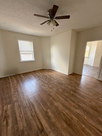 849-851 Worthington Street, Springfield, MA 01105