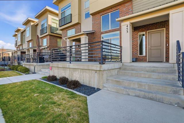 453 N Cochran Pl, Spokane, WA 99201