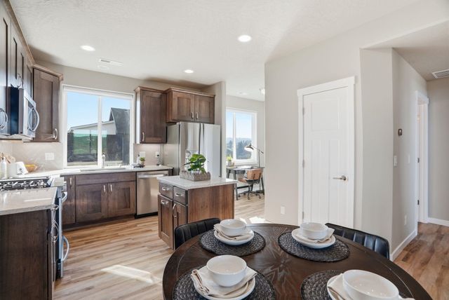 453 N Cochran Pl, Spokane, WA 99201