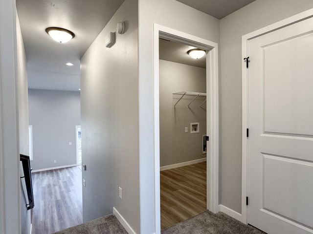 1105 Jill Drive W, West Fargo, ND 58078