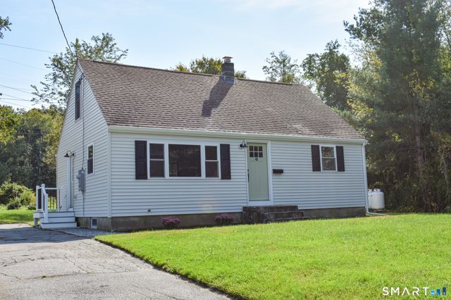 43 Hale Haven Court, Montville, CT 06382