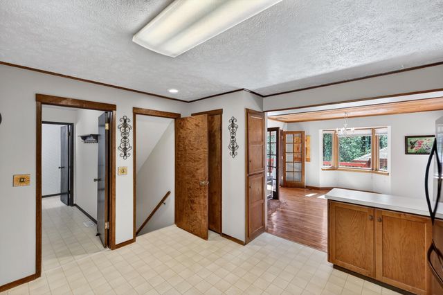 22910 N Perry Rd, Colbert, WA 99005