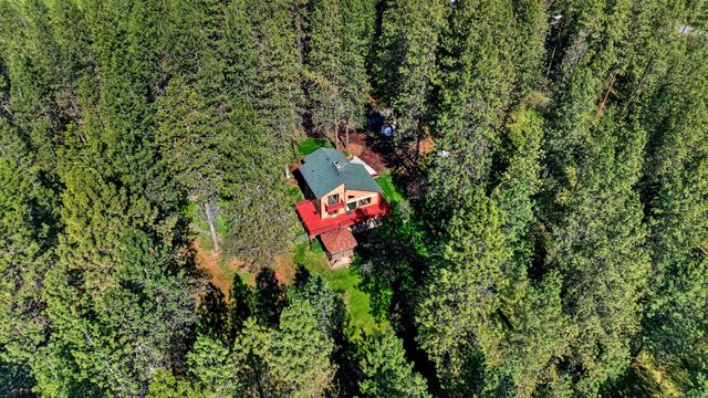 22910 N Perry Rd, Colbert, WA 99005
