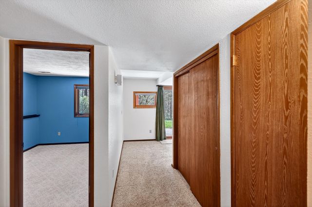 22910 N Perry Rd, Colbert, WA 99005