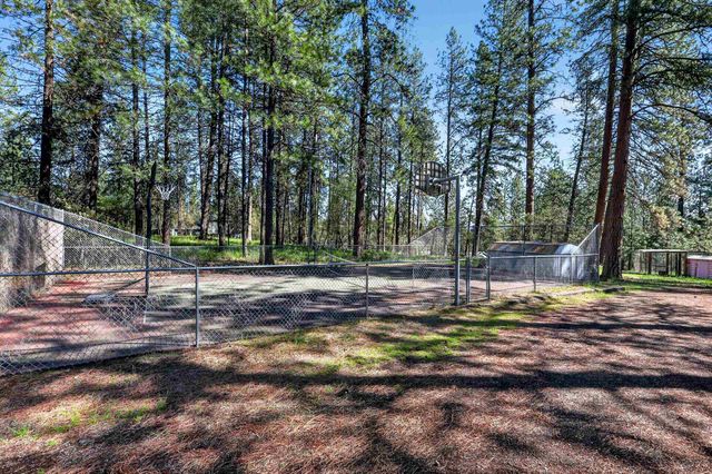 22910 N Perry Rd, Colbert, WA 99005