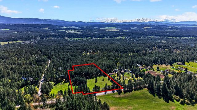 22910 N Perry Rd, Colbert, WA 99005