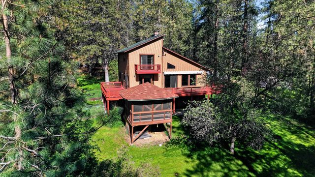 22910 N Perry Rd, Colbert, WA 99005