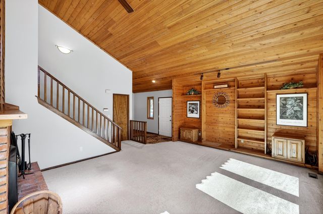 22910 N Perry Rd, Colbert, WA 99005