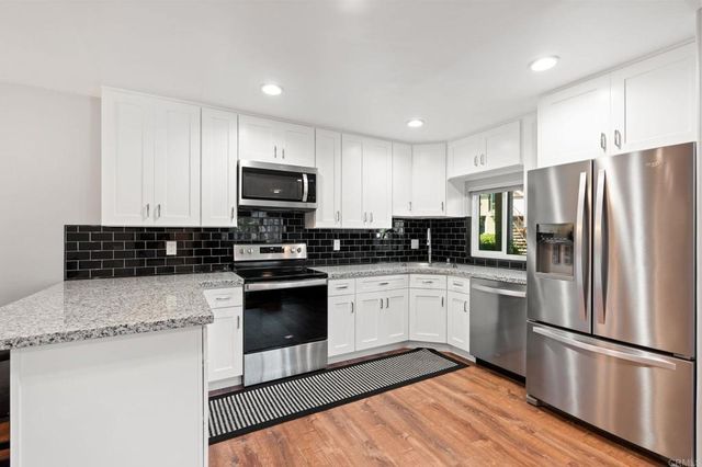 745 E Bradley Avenue 33, El Cajon, CA 92021