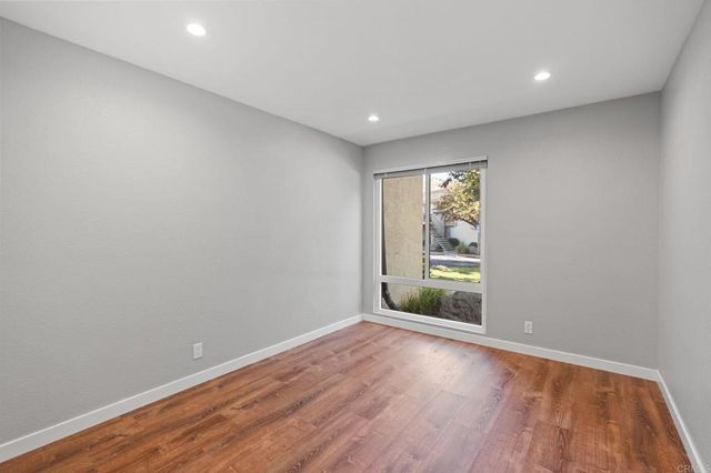 745 E Bradley Avenue 33, El Cajon, CA 92021