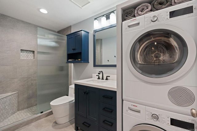 745 E Bradley Avenue 33, El Cajon, CA 92021