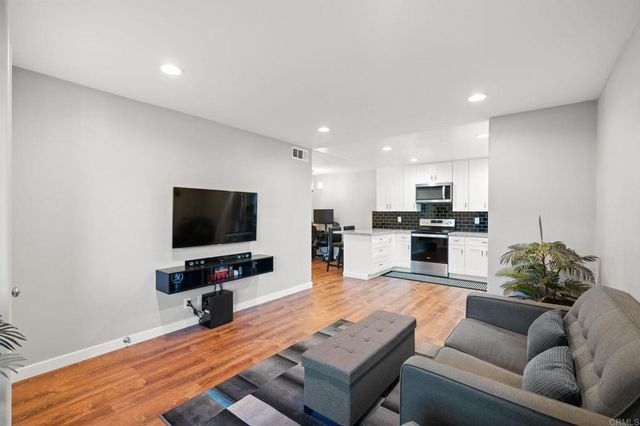 745 E Bradley Avenue 33, El Cajon, CA 92021