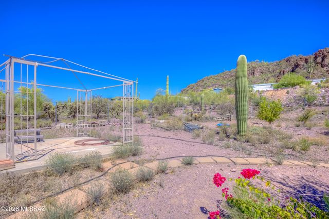 6425 S Speaks Trail, Tucson, AZ 85746