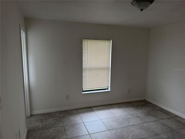 11 PINE CIRCLE LANE, Ocala, FL 34472
