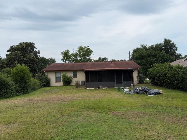 11 PINE CIRCLE LANE, Ocala, FL 34472
