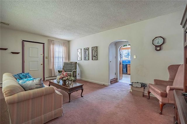 5338 Cetronia Road, Upper Macungie Twp, PA 18106