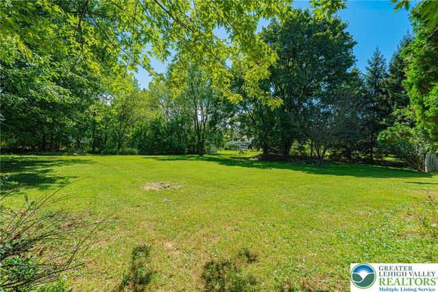 5338 Cetronia Road, Upper Macungie Twp, PA 18106