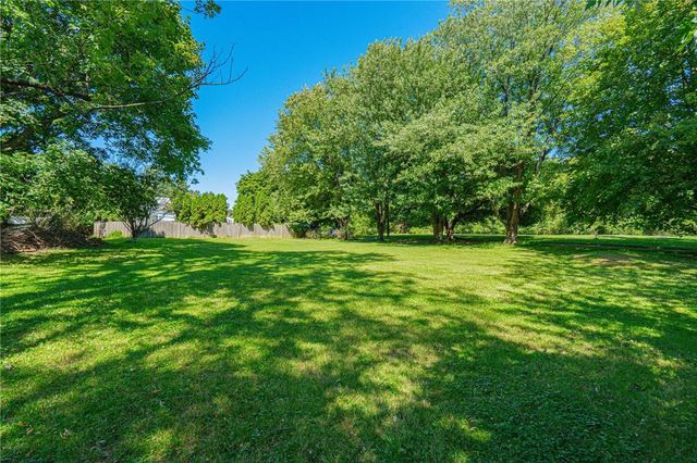 5338 Cetronia Road, Upper Macungie Twp, PA 18106