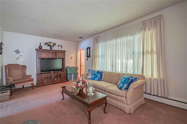 5338 Cetronia Road, Upper Macungie Twp, PA 18106