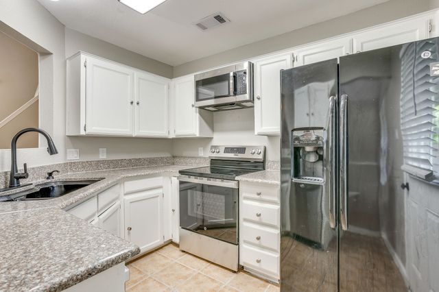 6604 Aztec Court, Lake Worth, TX 76135