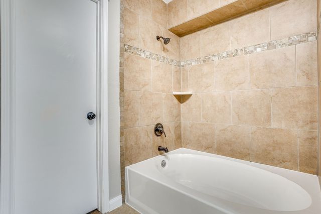 6604 Aztec Court, Lake Worth, TX 76135