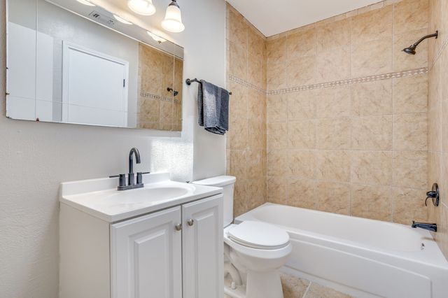 6604 Aztec Court, Lake Worth, TX 76135