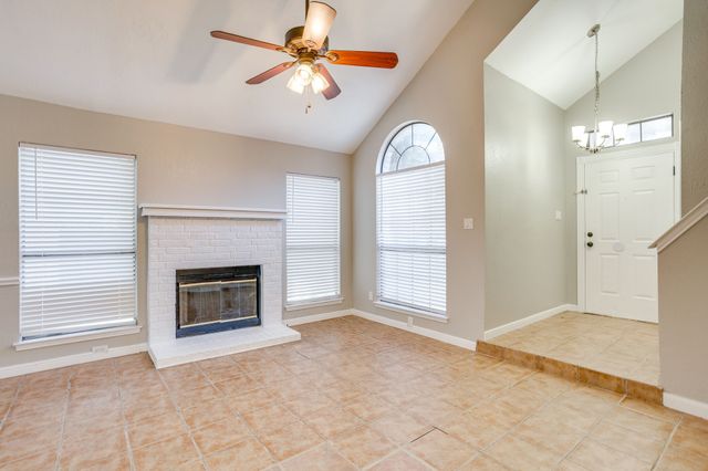 6604 Aztec Court, Lake Worth, TX 76135